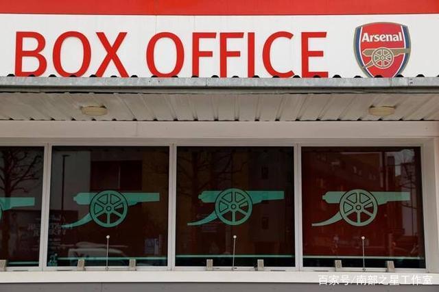 国际足联主席的脸 又被特朗普打了