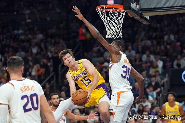 塔图姆31+12字母哥43+13 凯尔特人逆转胜雄鹿