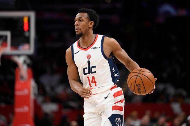 16+12+10！詹姆斯奥运会多次砍三双历史第一人